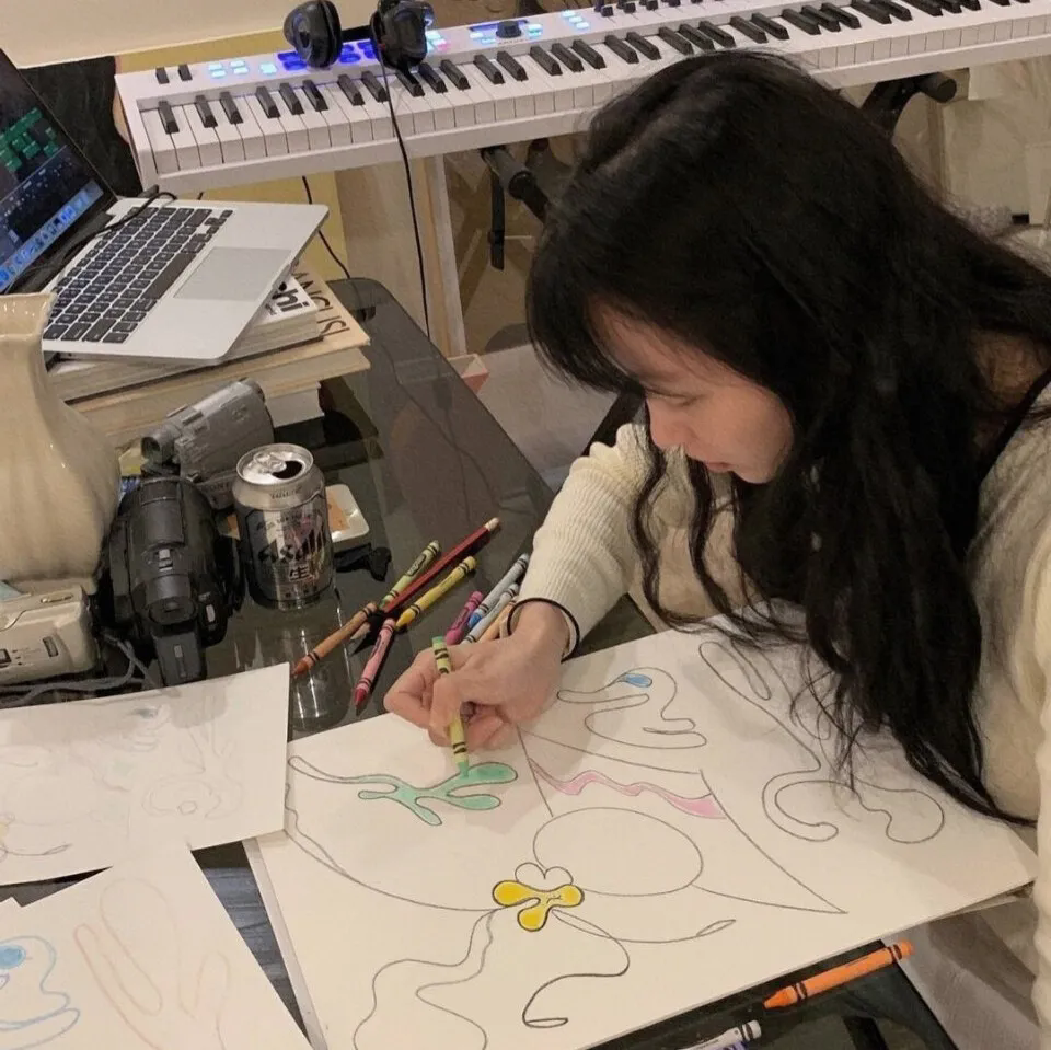 五个光头的少年